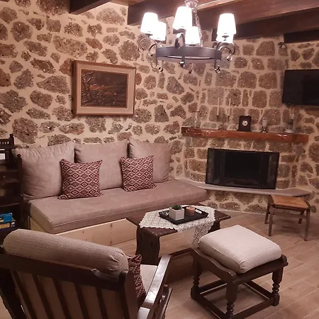 Νόστος Villa Ano Trikala Buitenkant foto